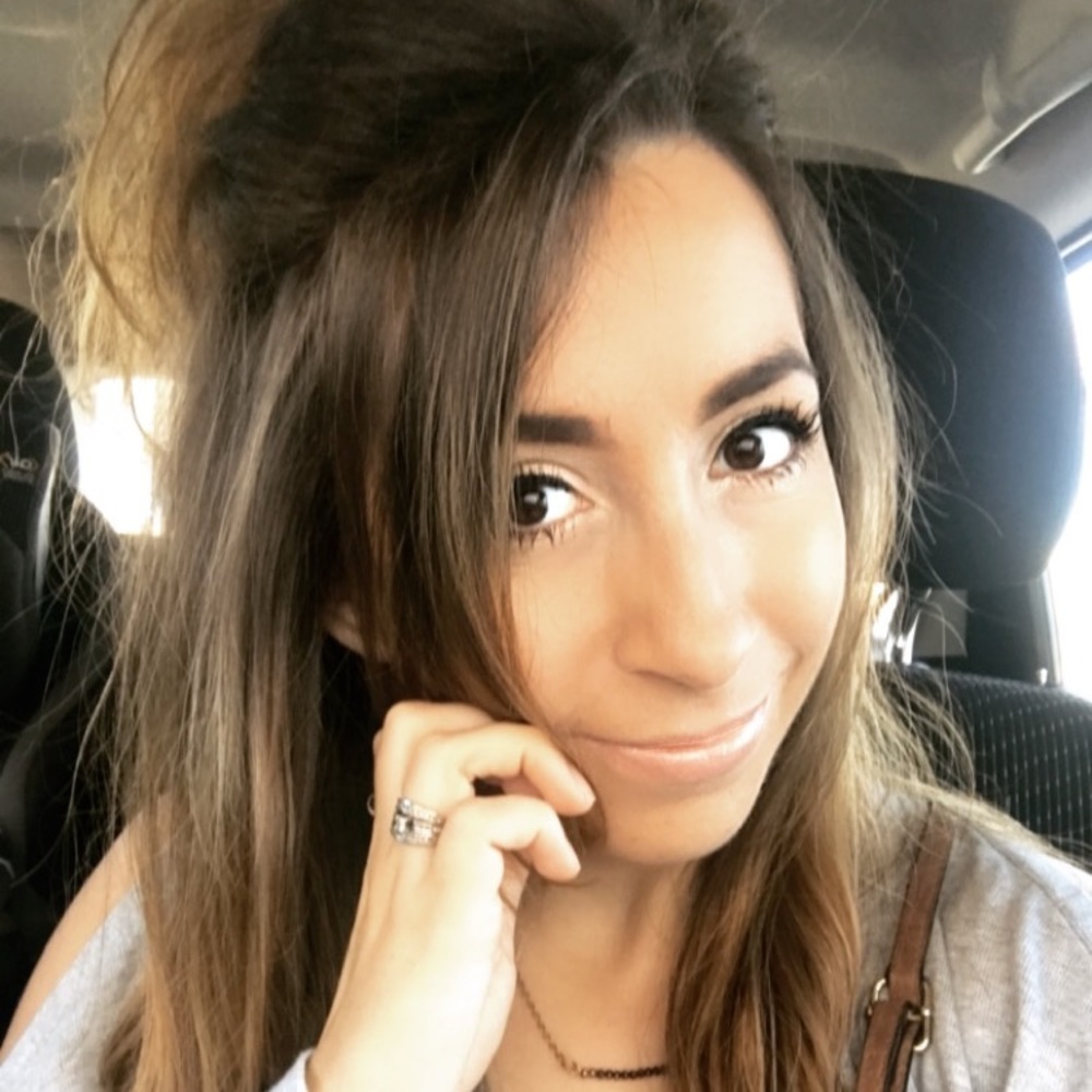 Meet your Posher, Kayla